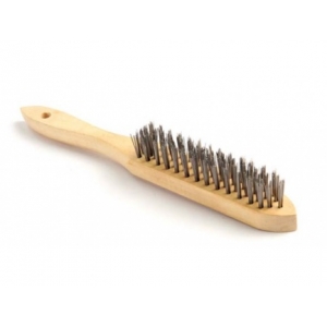 Brosse en bois avec 4 rang&eacute;es de soies en acier.